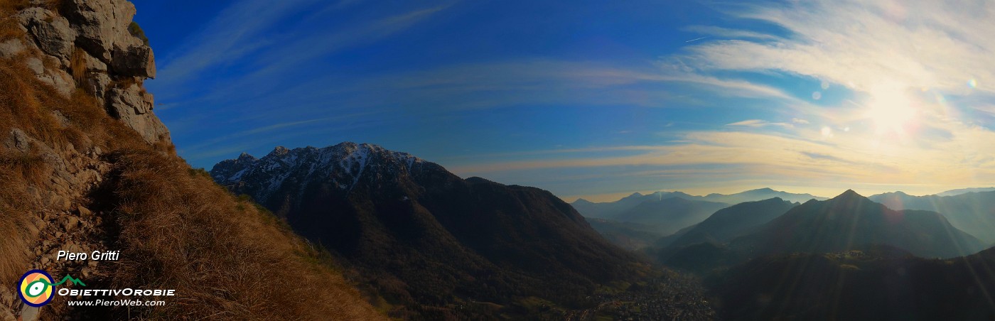 39 Scendiamo nell'imnbrunire e poi nel tramonto.jpg